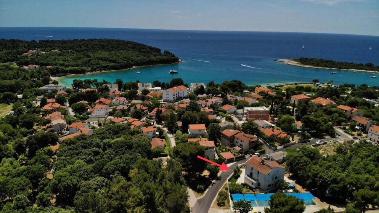 Predivan Novouredeni Apartman U Blizini Mora バニョレ エクステリア 写真